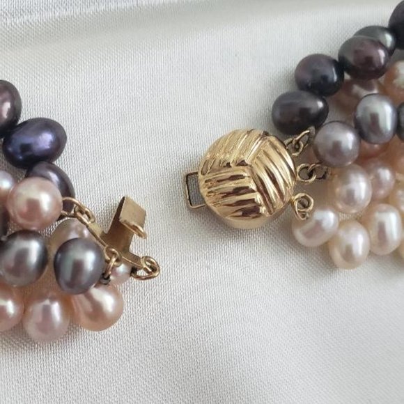 Multicolored Cultured Pearl Necklace - Picture 2 of 4